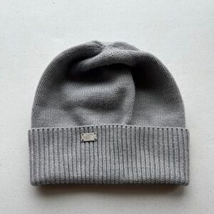 The North Face Women’s Hat (like new)